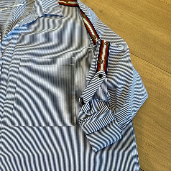 Zara Button down Top w adjustable sleeves - Picture 4 of 5